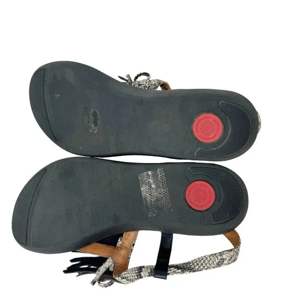 Fitflop Womens Tia Sandals size 8 black leather & Python fringe thongs - Picture 11 of 12